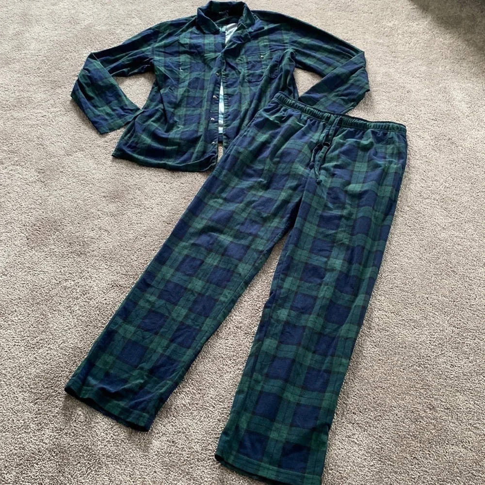 Nautica Green/Navy Plaid Pajama Set SIZE M